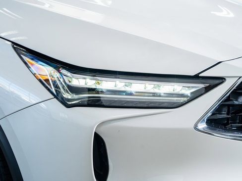 Used 2023 Acura MDX SH-AWD image 19