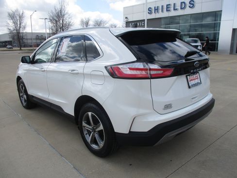 Used 2023 Ford Edge SEL w/ Convenience Package AWD/4WD image 4