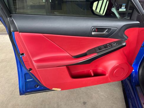 Used 2023 Lexus IS 350 F Sport image 8