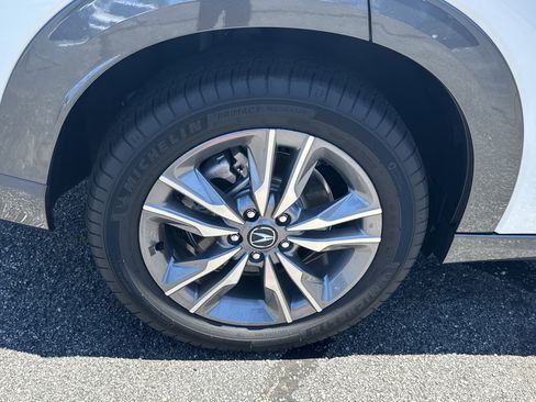 Certified 2025 Acura ADX FWD image 19