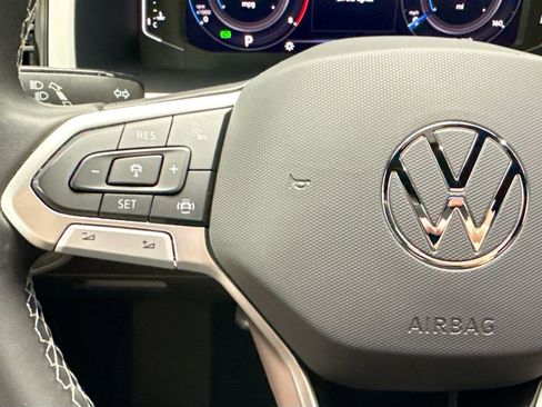 Certified 2023 Volkswagen Atlas Cross Sport SE w/ Black Wheel Package image 11