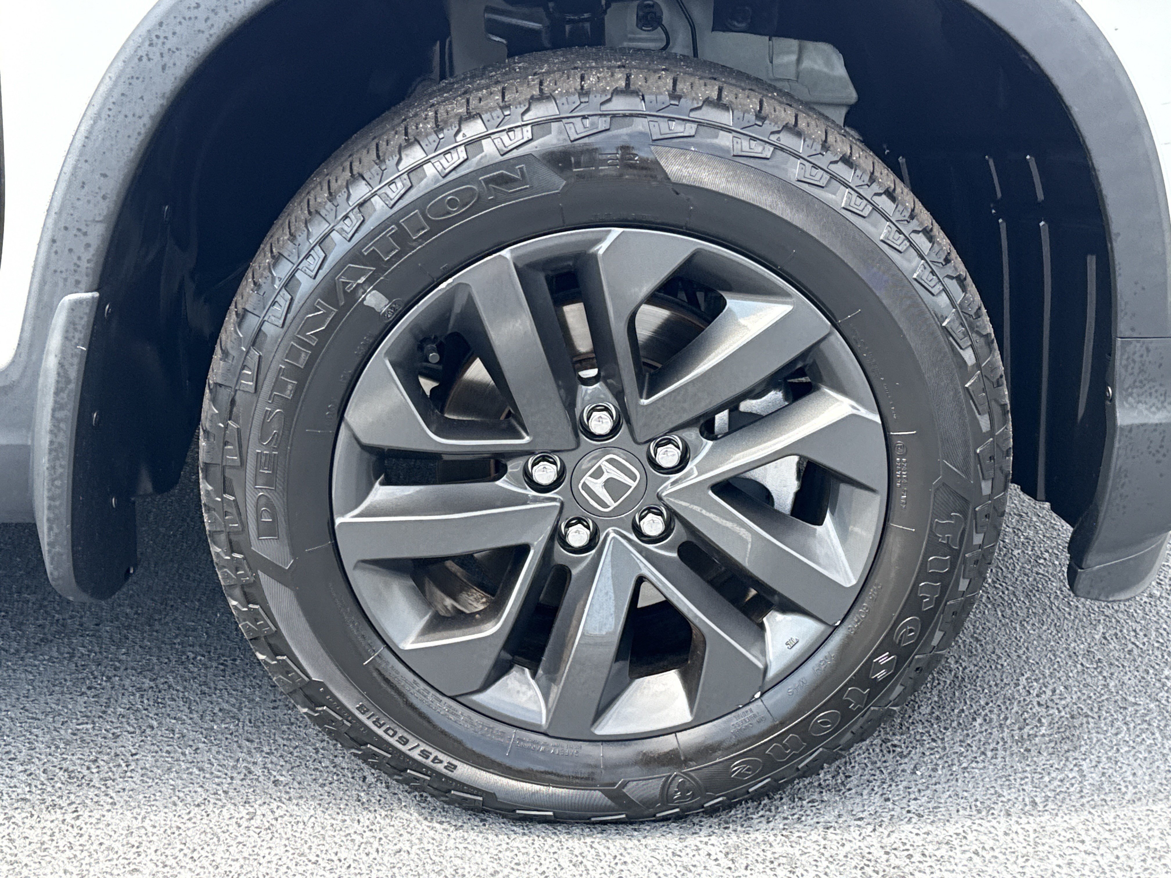 Used 2024 Honda Ridgeline Sport image 13