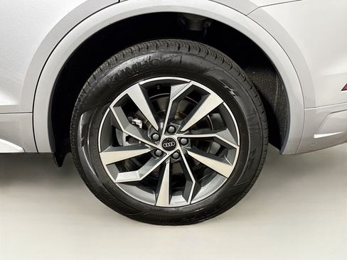 Used 2023 Audi Q5 2.0T Premium Plus w/ Premium Plus Package AWD/4WD image 25