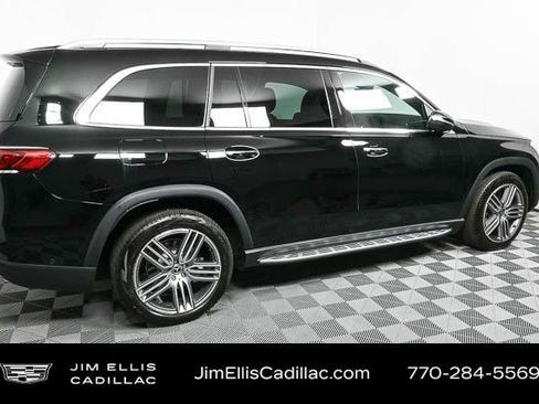 Used 2022 Mercedes-Benz GLS 450 4MATIC image 21