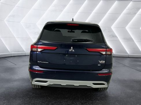 Used 2024 Mitsubishi Outlander SE AWD/4WD image 5
