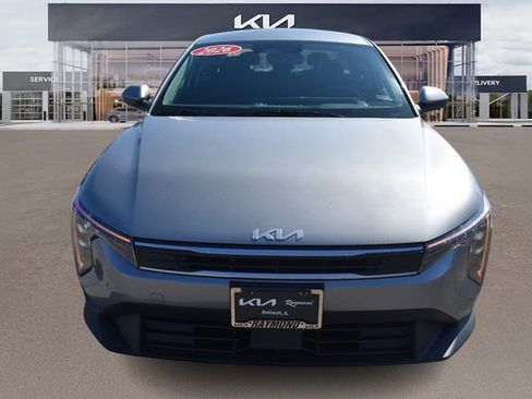 New 2026 Kia K4 LXS FWD image 9