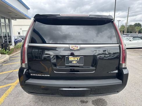Used 2020 Cadillac Escalade Luxury RWD image 7
