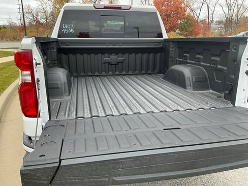 New 2026 Chevrolet Silverado 1500 RST w/ RST All Star Premium Package AWD/4WD image 9