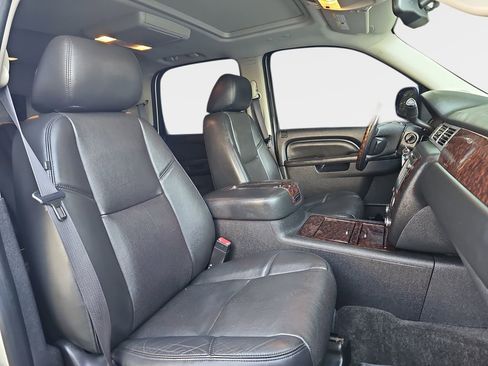 Used 2013 GMC Yukon Denali AWD/4WD image 12
