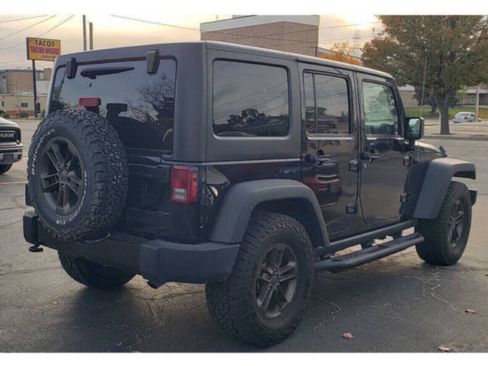 Used 2017 Jeep Wrangler Unlimited Sport AWD/4WD image 5