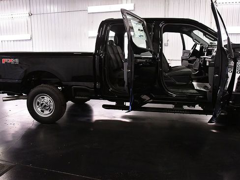 New 2026 Ford F250 XL w/ FX4 Off-Road Package AWD/4WD image 31