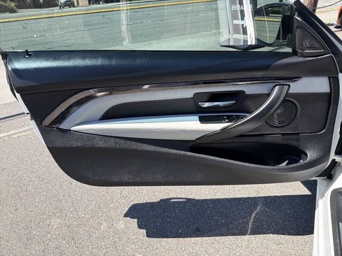 Used 2018 BMW M4 Coupe RWD image 37