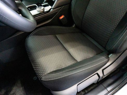 New 2025 Mitsubishi Outlander ES image 7