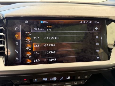 Used 2023 Audi Q4 e-tron Premium Plus w/ Premium Plus AWD/4WD image 19