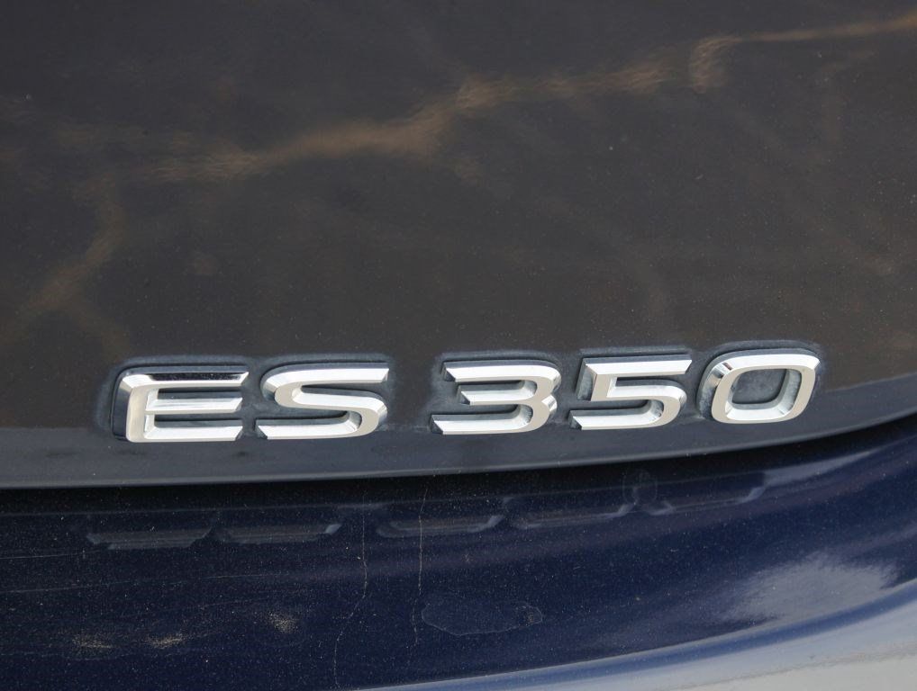 Used 2022 Lexus ES 350 Ultra Luxury FWD image 19