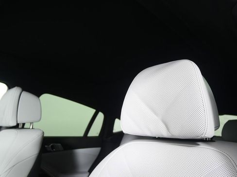 New 2026 BMW X6 xDrive40i image 12