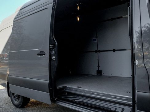 New 2026 Mercedes-Benz Sprinter 2500 image 20