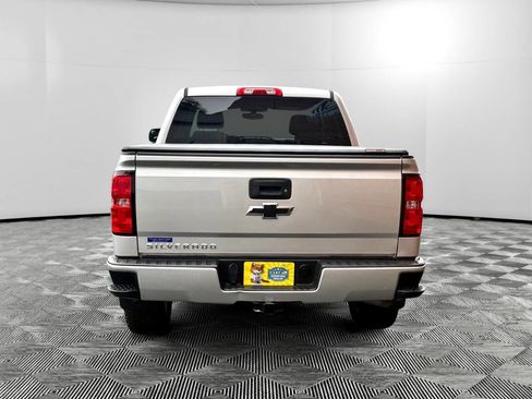 Used 2018 Chevrolet Silverado 1500 Custom w/ Custom Value Package image 6