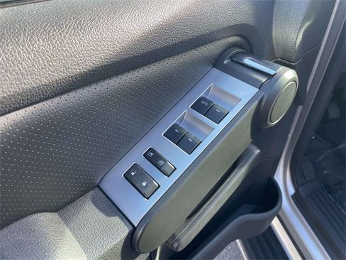 Used 2007 Mercury Mountaineer AWD image 13