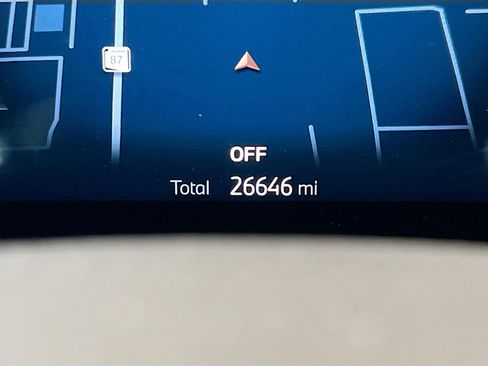 Used 2024 BMW i4 eDrive40 w/ Premium Package image 8