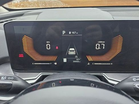 Used 2024 Kia Sorento LX image 15