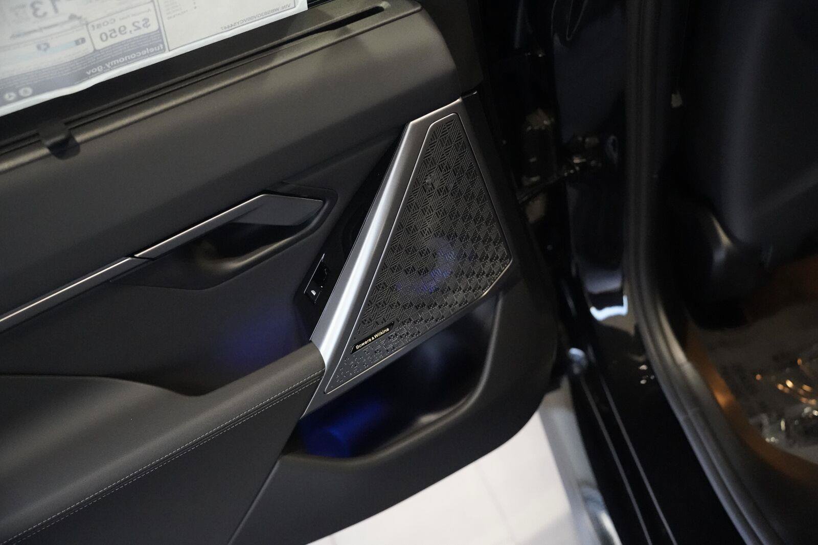 New 2027 BMW M5 Touring AWD/4WD image 19