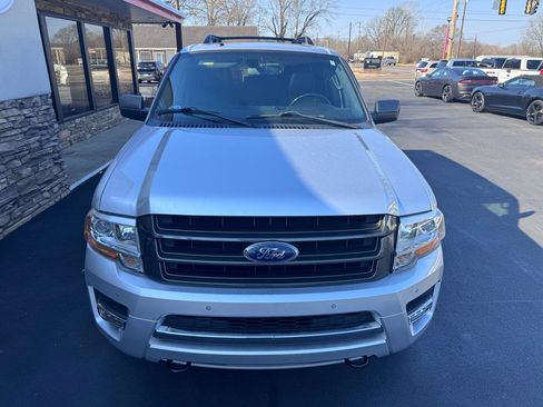 Used 2017 Ford Expedition Limited w/ Equipment Group 301A image 9