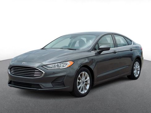 Used 2020 Ford Fusion SE FWD image 4