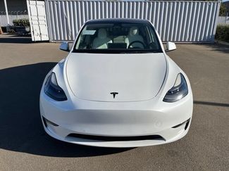 Used 2022 Tesla Model Y Performance AWD/4WD video 1