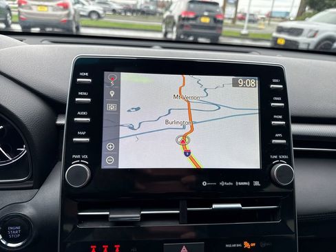 Used 2019 Toyota Avalon Touring image 25