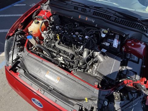 Used 2020 Ford Fusion SE FWD image 21