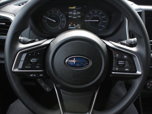 Used 2017 Subaru Impreza 2.0i Premium image 25