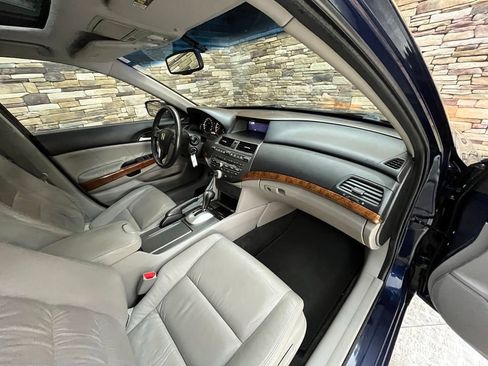 Used 2011 Honda Accord EX-L image 39