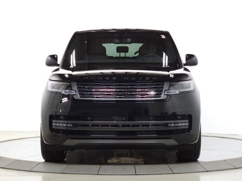 Used 2025 Land Rover Range Rover SE AWD/4WD image 11