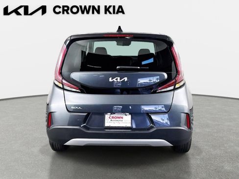 Certified 2025 Kia Soul LX w/ LX Technology Package FWD image 6