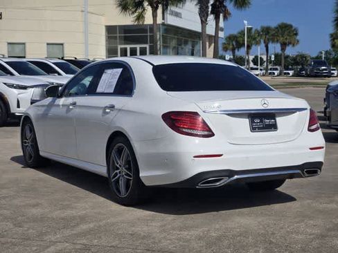 Used 2019 Mercedes-Benz E 300 image 4