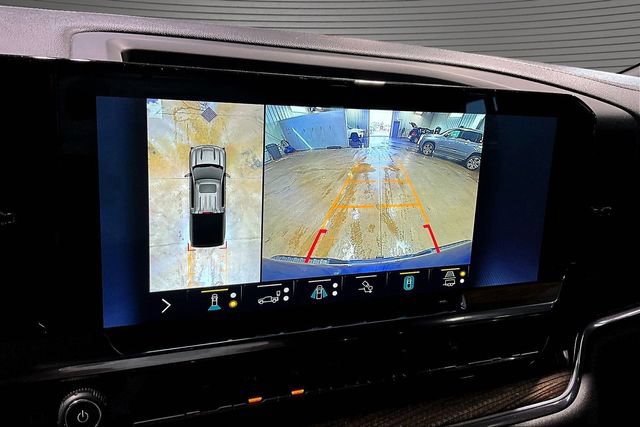Used 2022 Chevrolet Silverado 1500 RST w/ Convenience Package II AWD/4WD image 15