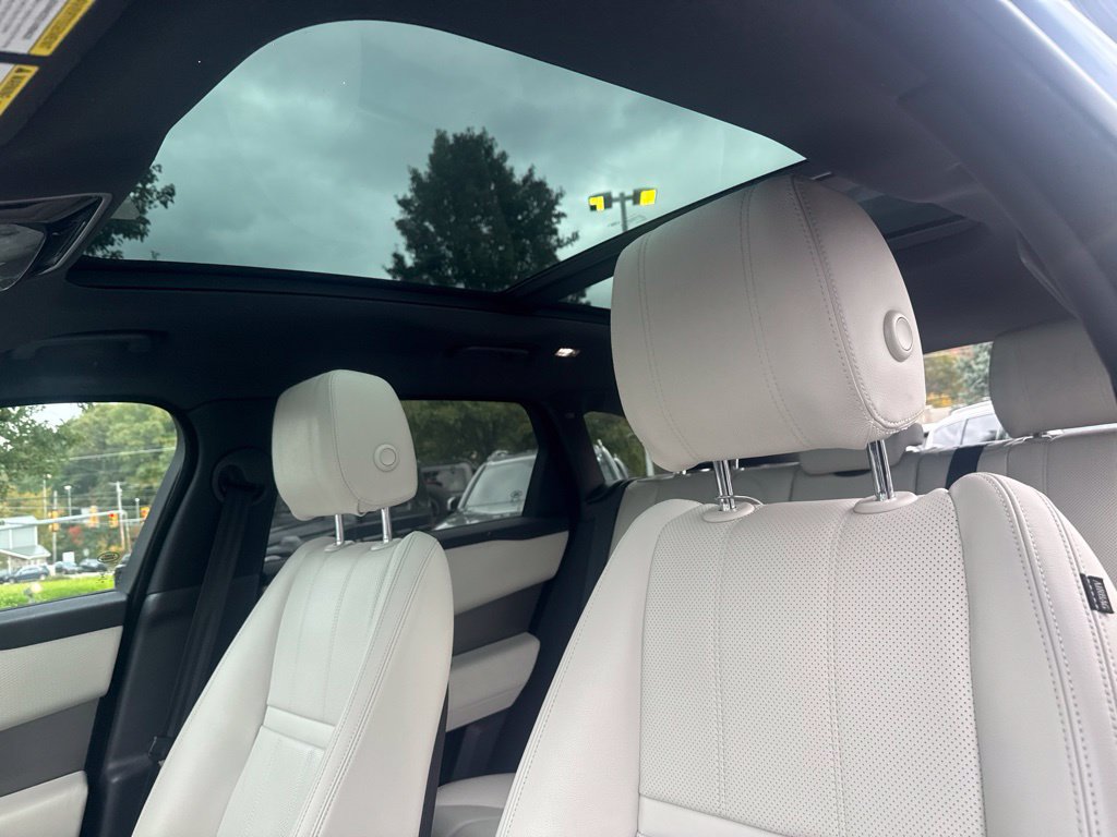 Used 2020 Land Rover Range Rover Velar S AWD/4WD image 15