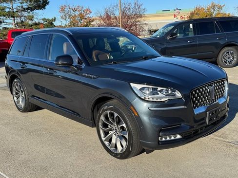 Used 2022 Lincoln Aviator Grand Touring w/ Equipment Group 301A image 6