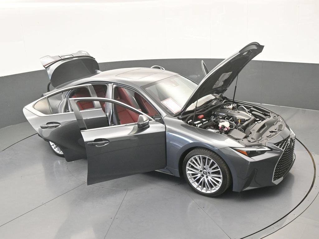 Used 2025 Lexus IS 300 w/ Premium Package RWD image 76