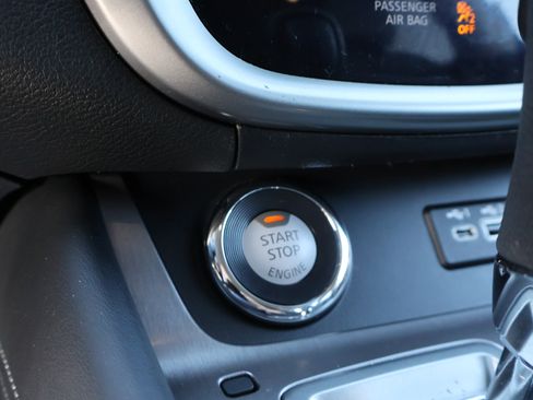 Used 2024 Nissan Murano SV w/ SV Midnight Edition Package AWD/4WD image 30