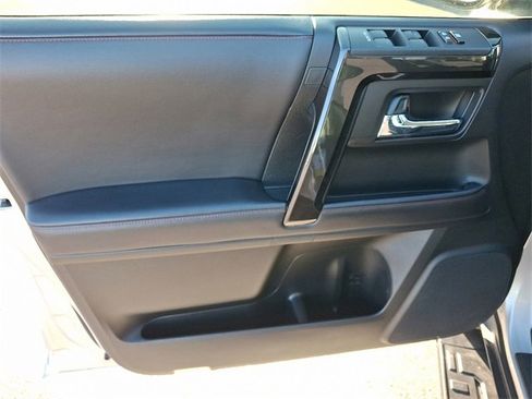 Used 2024 Toyota 4Runner TRD Off-Road image 9