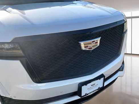 Used 2023 Cadillac Escalade Sport Platinum RWD image 31
