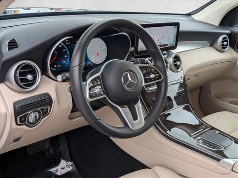 Certified 2022 Mercedes-Benz GLC 300 4MATIC image 10