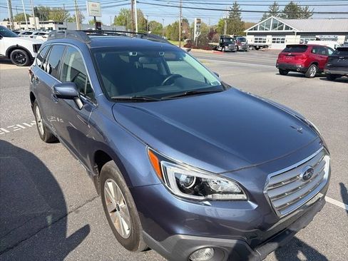 Used 2016 Subaru Outback 2.5i Premium AWD/4WD image 4