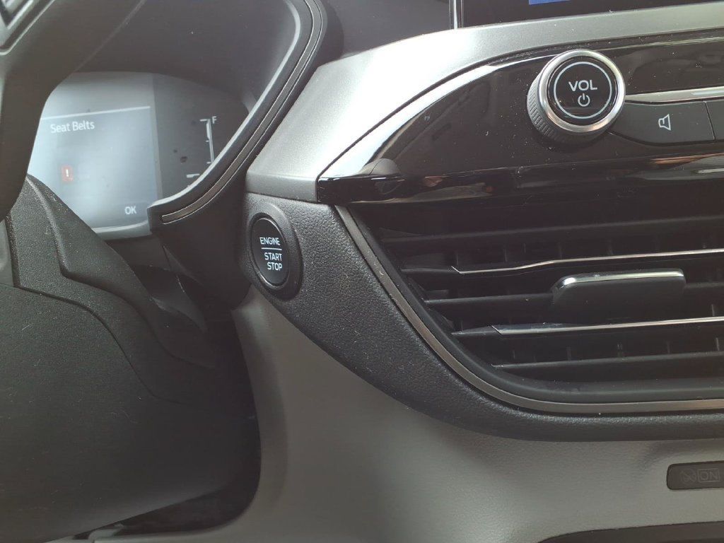 Certified 2023 Ford Escape Active AWD/4WD image 23