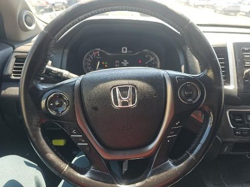 Used 2019 Honda Ridgeline RTL image 10