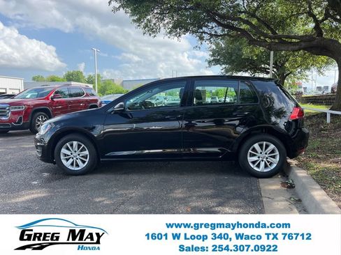 Used 2016 Volkswagen Golf S FWD image 4