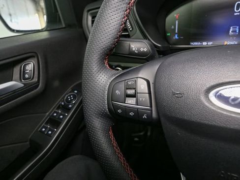 Used 2024 Ford Escape ST-Line w/ Tech Pack #1 AWD/4WD image 32