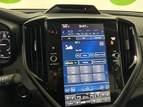 Used 2025 Subaru Ascent Bronze Edition w/ Onyx Package image 31